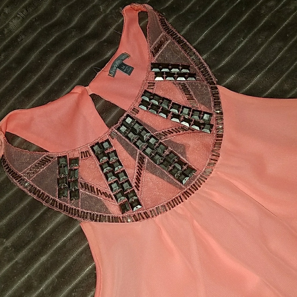 Blouse - Picture 2 of 3